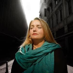 Julide Ozcelik