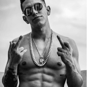 Lenny Tavarez